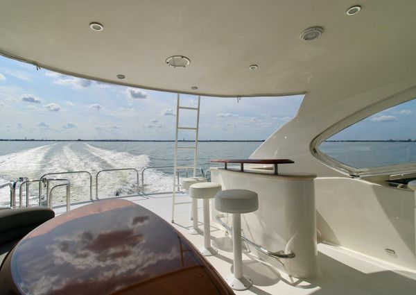 Lazzara 74 MOTOR YACHT image