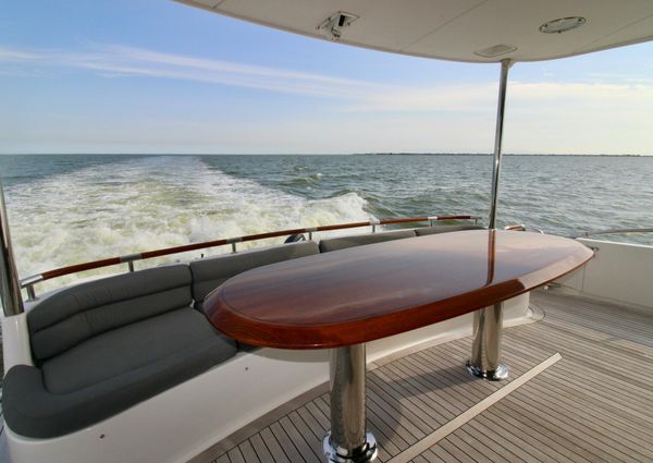 Lazzara 74 MOTOR YACHT image