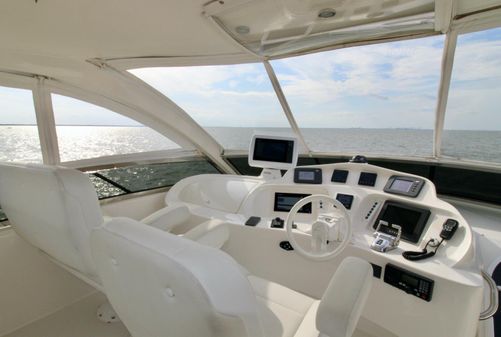 Lazzara 74 MOTOR YACHT image