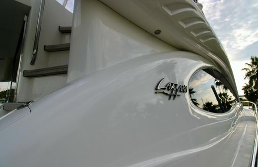 Lazzara 74 MOTOR YACHT image