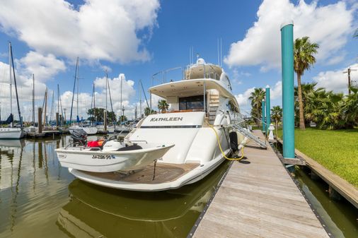 Lazzara 74 MOTOR YACHT image