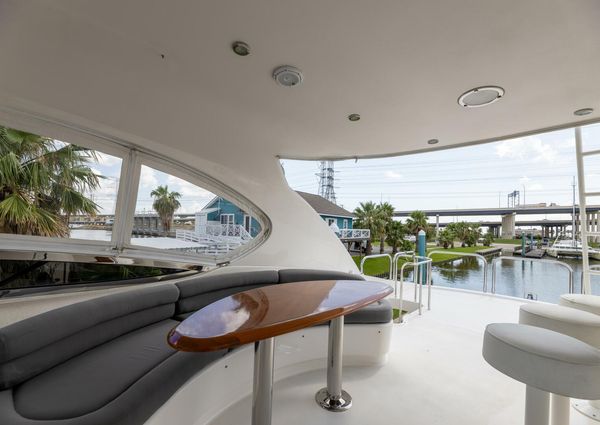 Lazzara 74 MOTOR YACHT image