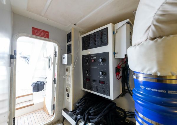 Lazzara 74 MOTOR YACHT image