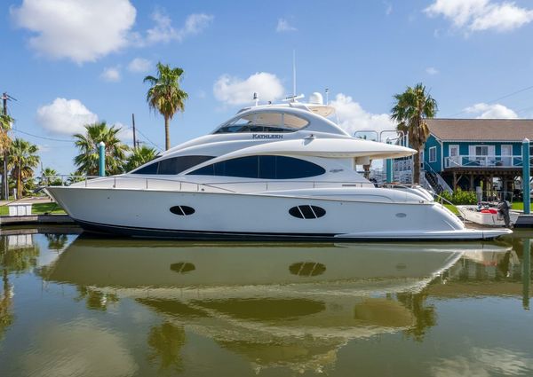 Lazzara 74 MOTOR YACHT image