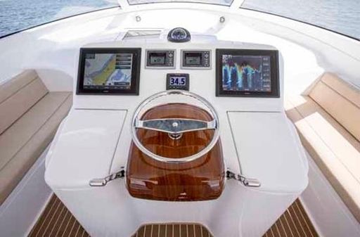 Viking 42-SPORT-COUPE image