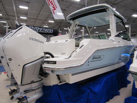 Boston Whaler 280 Vantage image