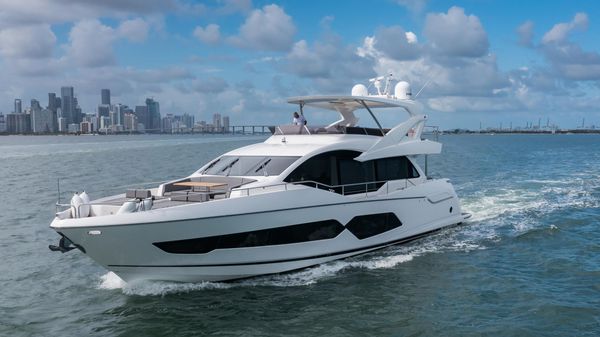 Sunseeker 76 Yacht