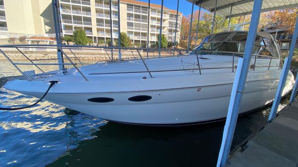 Sea Ray 380 Sundancer 