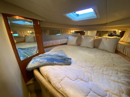 Sea Ray 380 Sundancer image