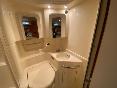 Sea Ray 380 Sundancer image