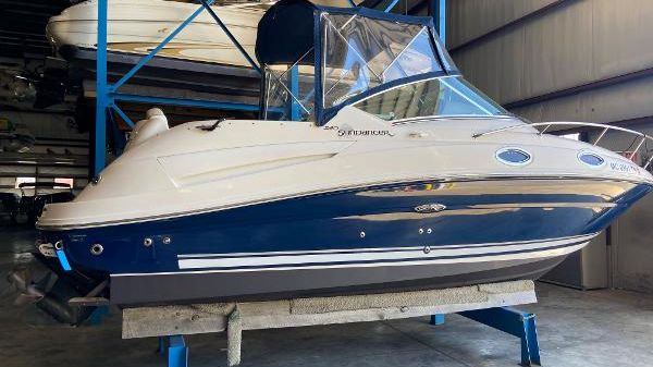 Sea Ray 240 Sundancer 