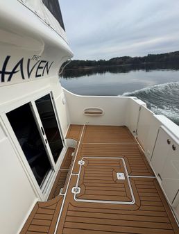 Carver 41 Cockpit Motor Yacht image