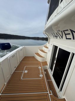 Carver 41 Cockpit Motor Yacht image