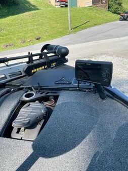 Nitro Z18 image
