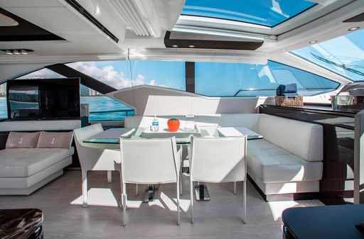 Azimut 77S image