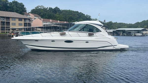 Formula 45 Yacht