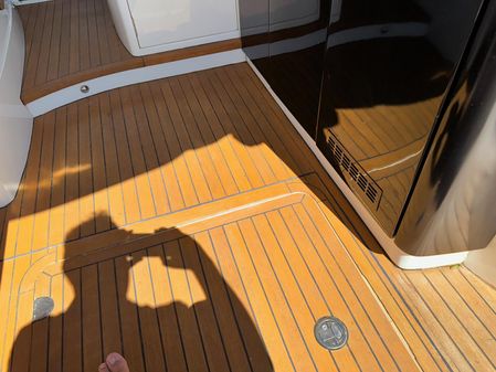 Princess Yachts V39 image