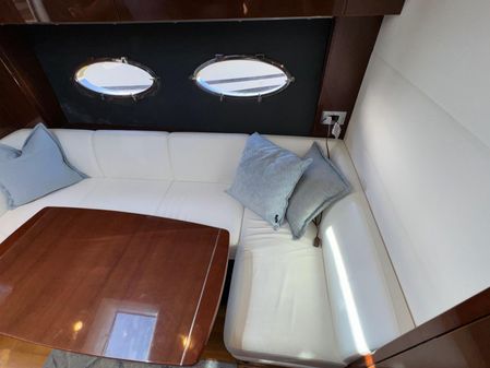 Princess Yachts V39 image