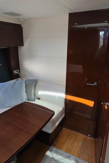 Princess Yachts V39 image