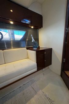 Princess Yachts V39 image