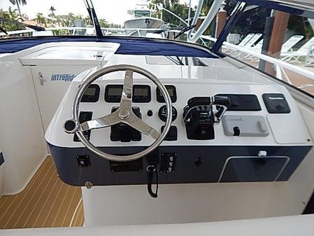 Intrepid 430 Sport Yacht image