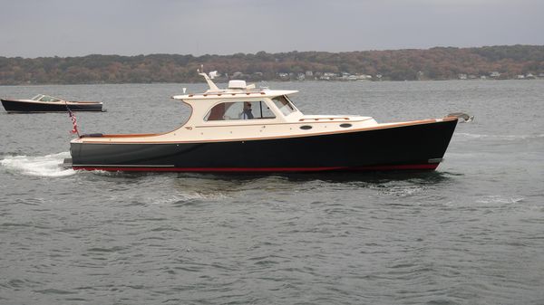 Hinckley Picnic Boat EP