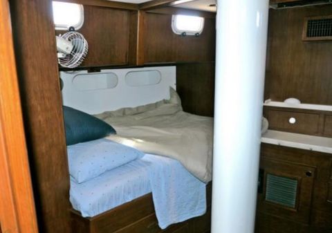 Rhodes Ketch image