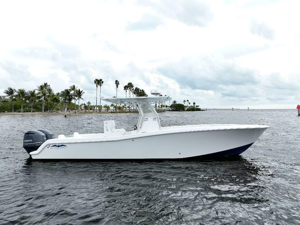 2012 Invincible 33 open fisherman