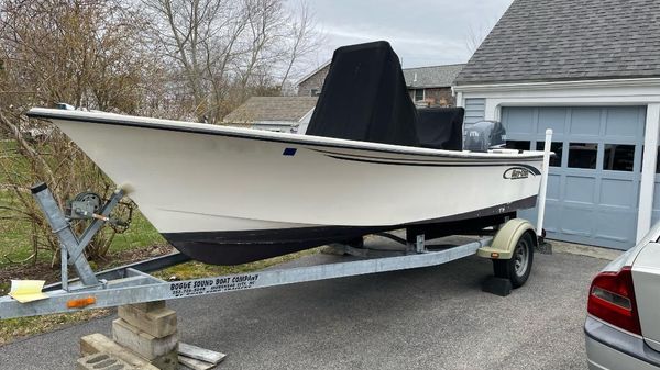 May-Craft 1800 Center Console 