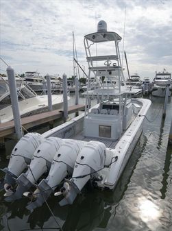 Yellowfin 42 image