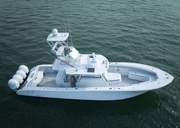 Yellowfin 42 image