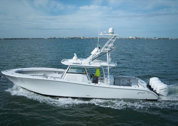 Yellowfin 42 image