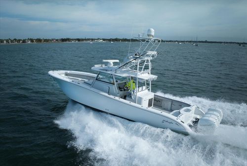 Yellowfin 42 image