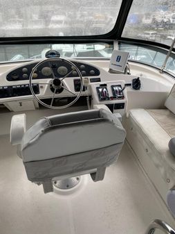 Bayliner 3388-COMMAND-BRIDGE-MOTORYACHT image