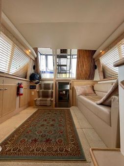 Carver 32-AFT-CABIN image