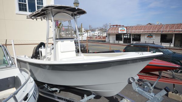 May-Craft 1800 Center Console