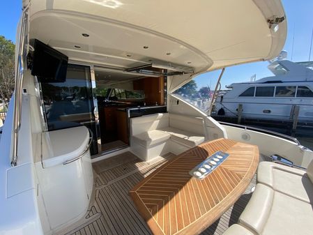 Riviera 5800 Sport Yacht image