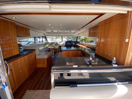 Riviera 5800 Sport Yacht image