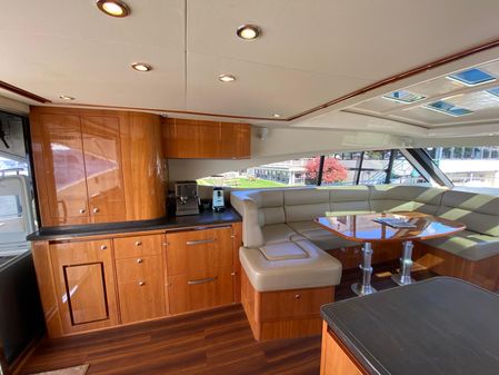 Riviera 5800 Sport Yacht image