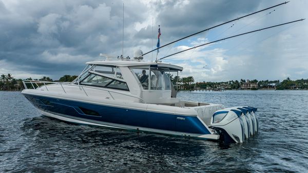 Intrepid 477 Evolution