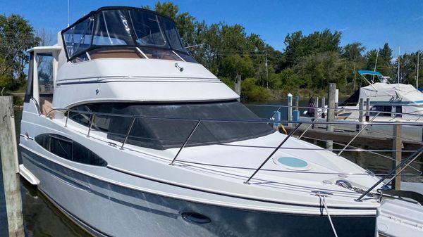 Carver 366 Motor Yacht 