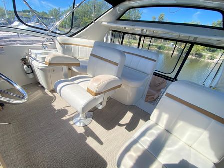 Carver 366 Motor Yacht image