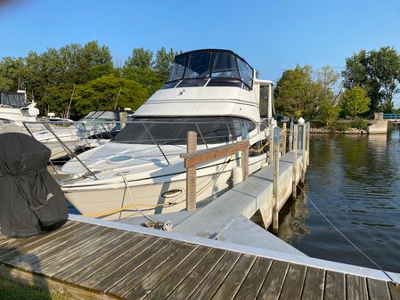 Carver 366 Motor Yacht image