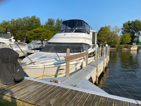 Carver 366 Motor Yacht image