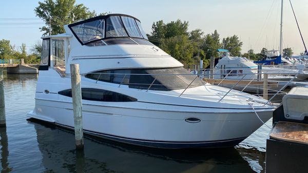 Carver 366 Motor Yacht 