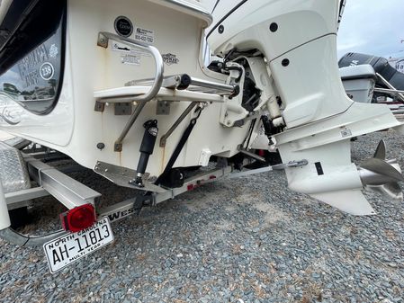 Carolina Skiff 238 DLV image