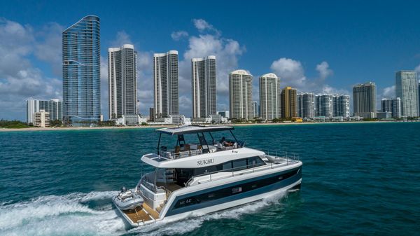Fountaine Pajot MY 44 image