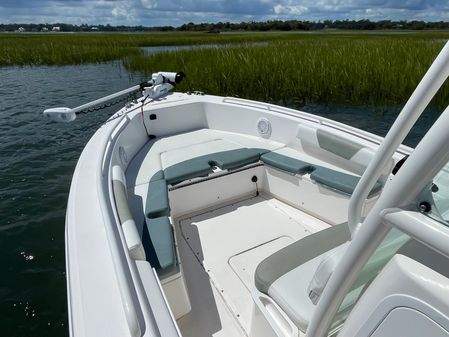 Everglades 243 Center Console image