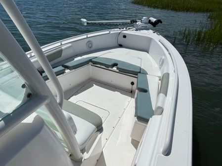 Everglades 243 Center Console image