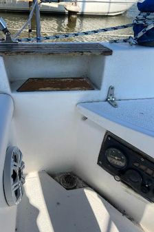 Hunter 310 image